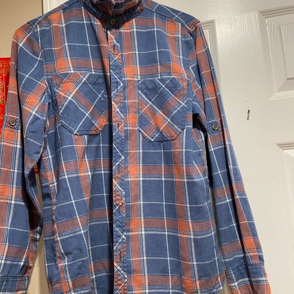 flannels - Picture 2 of 3